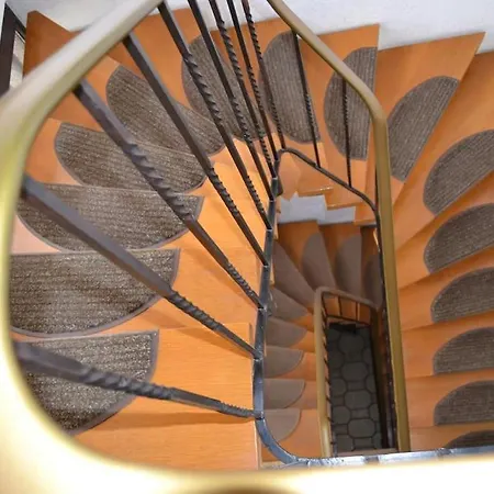 Сasa de vacaciones Koelnmesse 5 * Gemuetliches Haus Rösrath