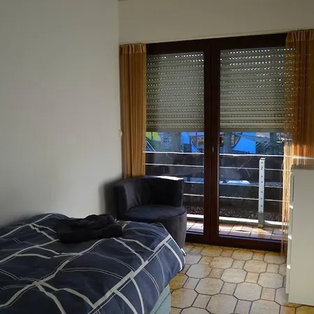 Koelnmesse 5 * Gemuetliches Haus * Rösrath